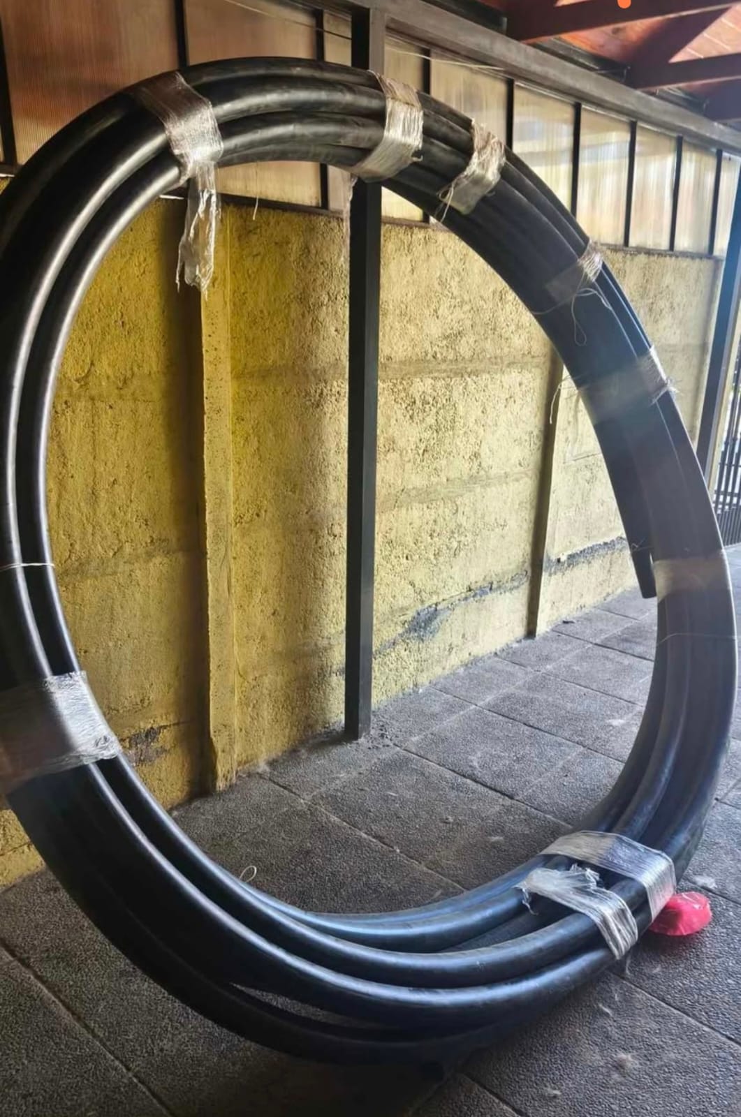 Manguera de polietileno negro de 3 pulgadas (65 metros)